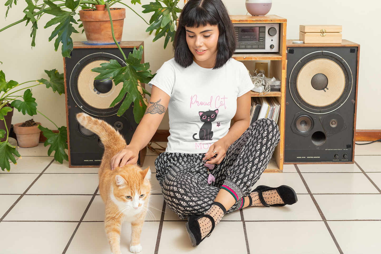 Proud Cat Mom Bella + Canvas T-Shirt, Black and pink cat design, mother's day, gift, cat lady, cat lover, cat mom